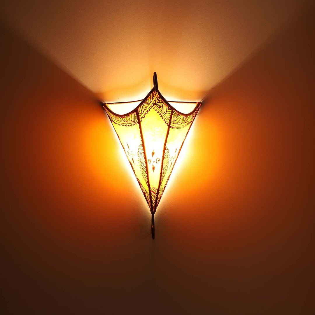 Moroccan leather wall lamp Mouna