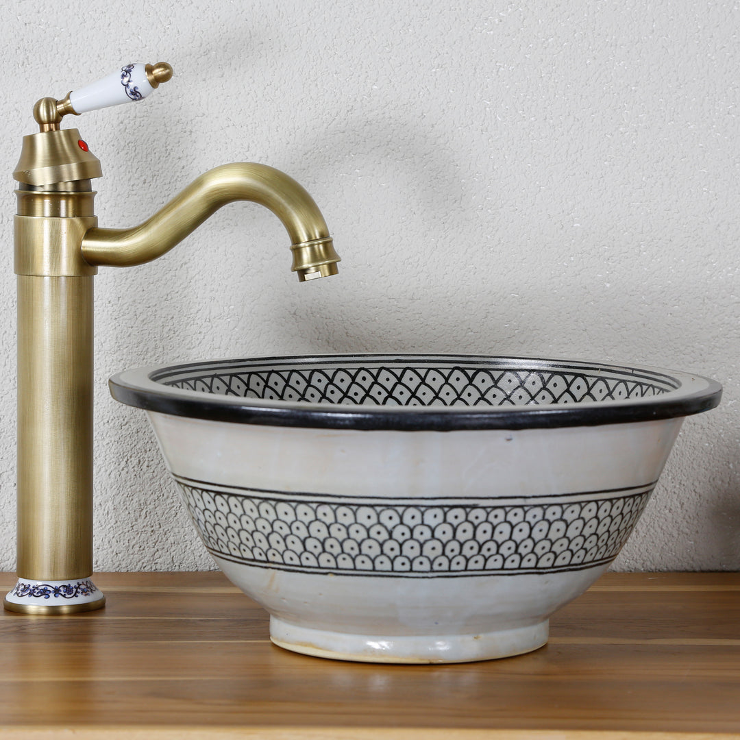 Ceramic sink, black