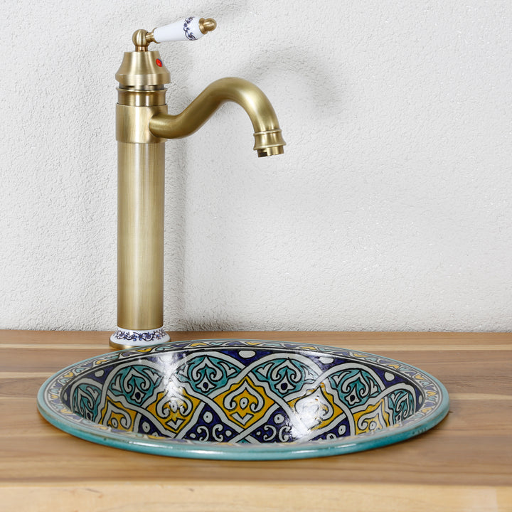 Ceramic sink