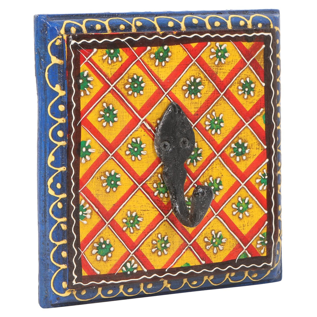 Oriental coat hook Vimala A