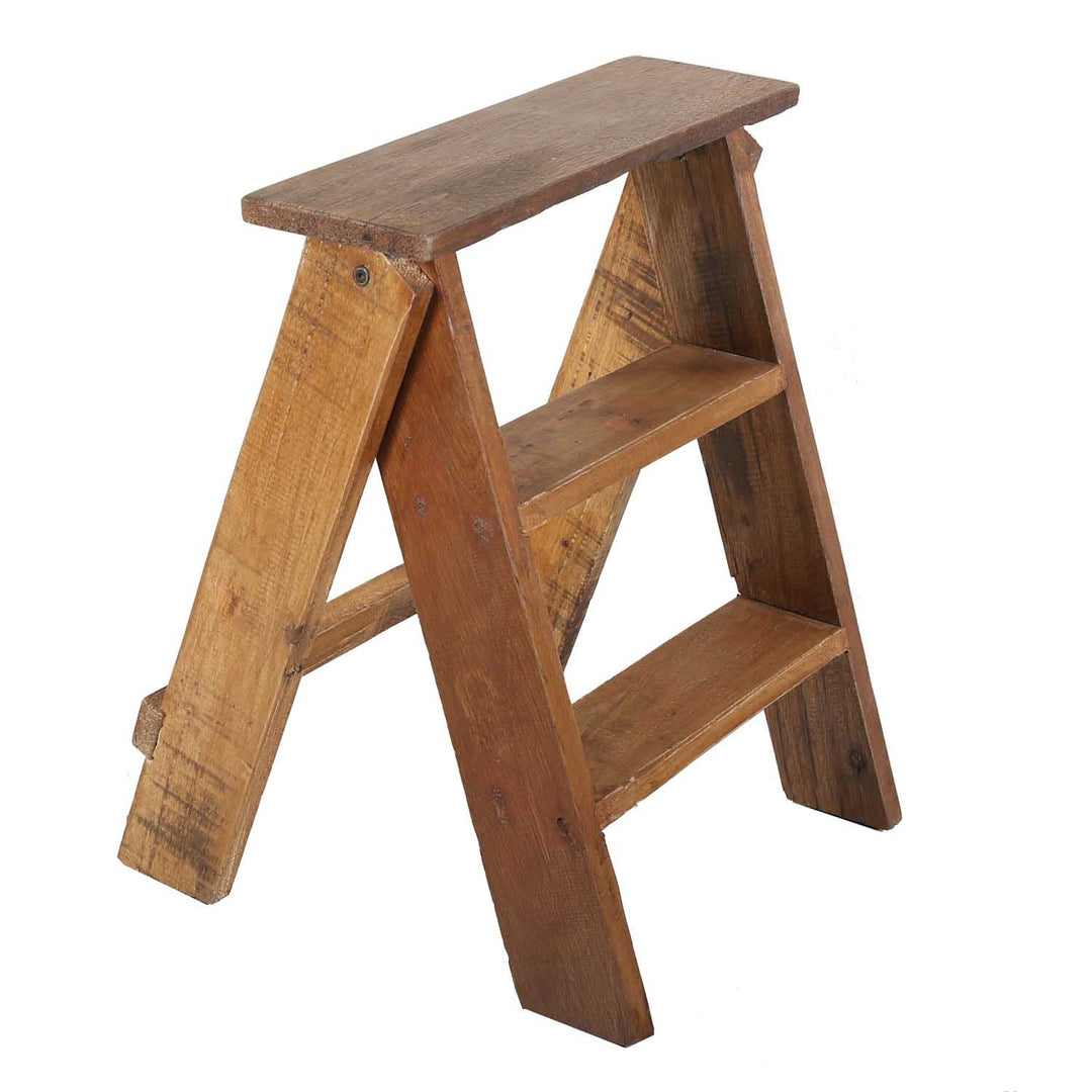 Romano plant shelf