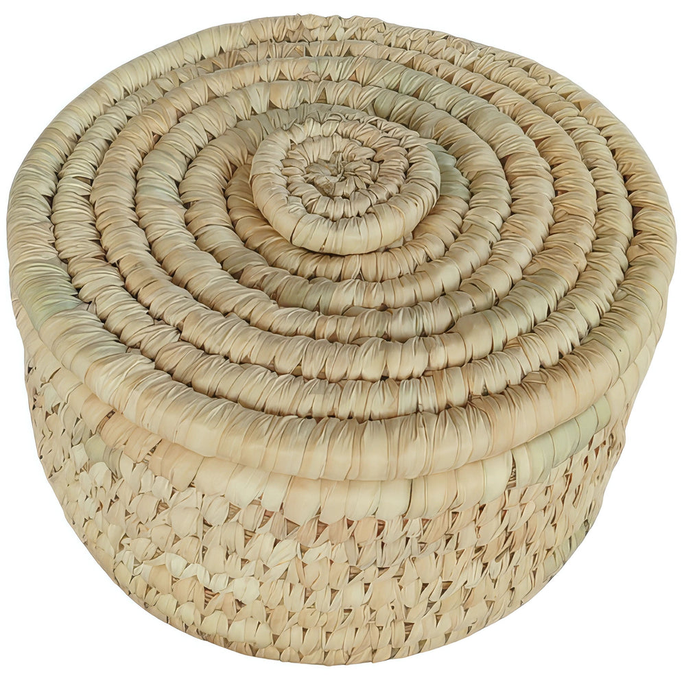 Round palm-leaf storage basket in size S with a closed lid and a spiral weave pattern.
