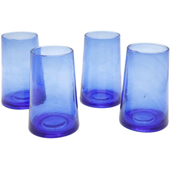 Hand-blown glass in blue with a typical structure - suitable for cocktails and mixed drinks