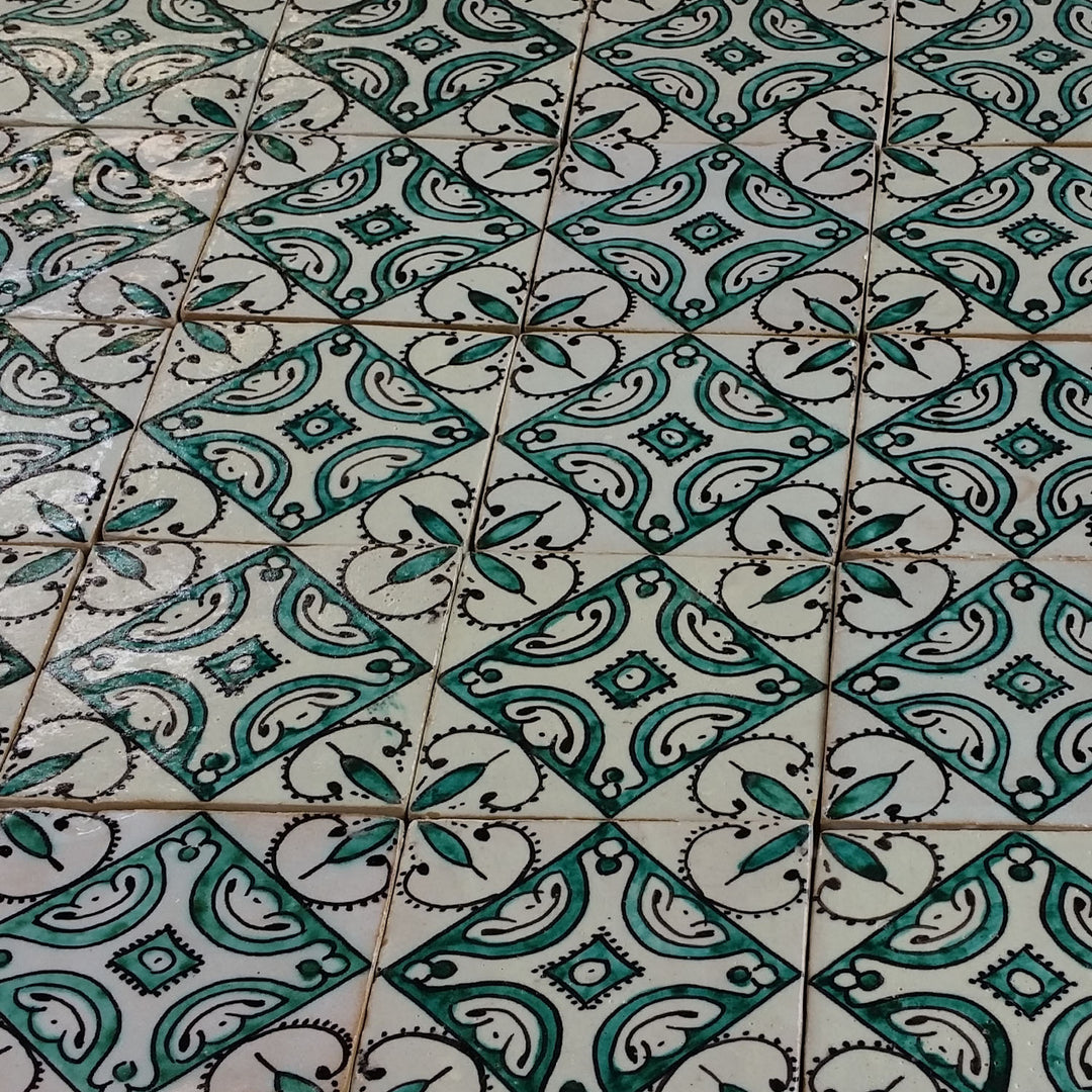 Hand-painted tile – boho ornamentation