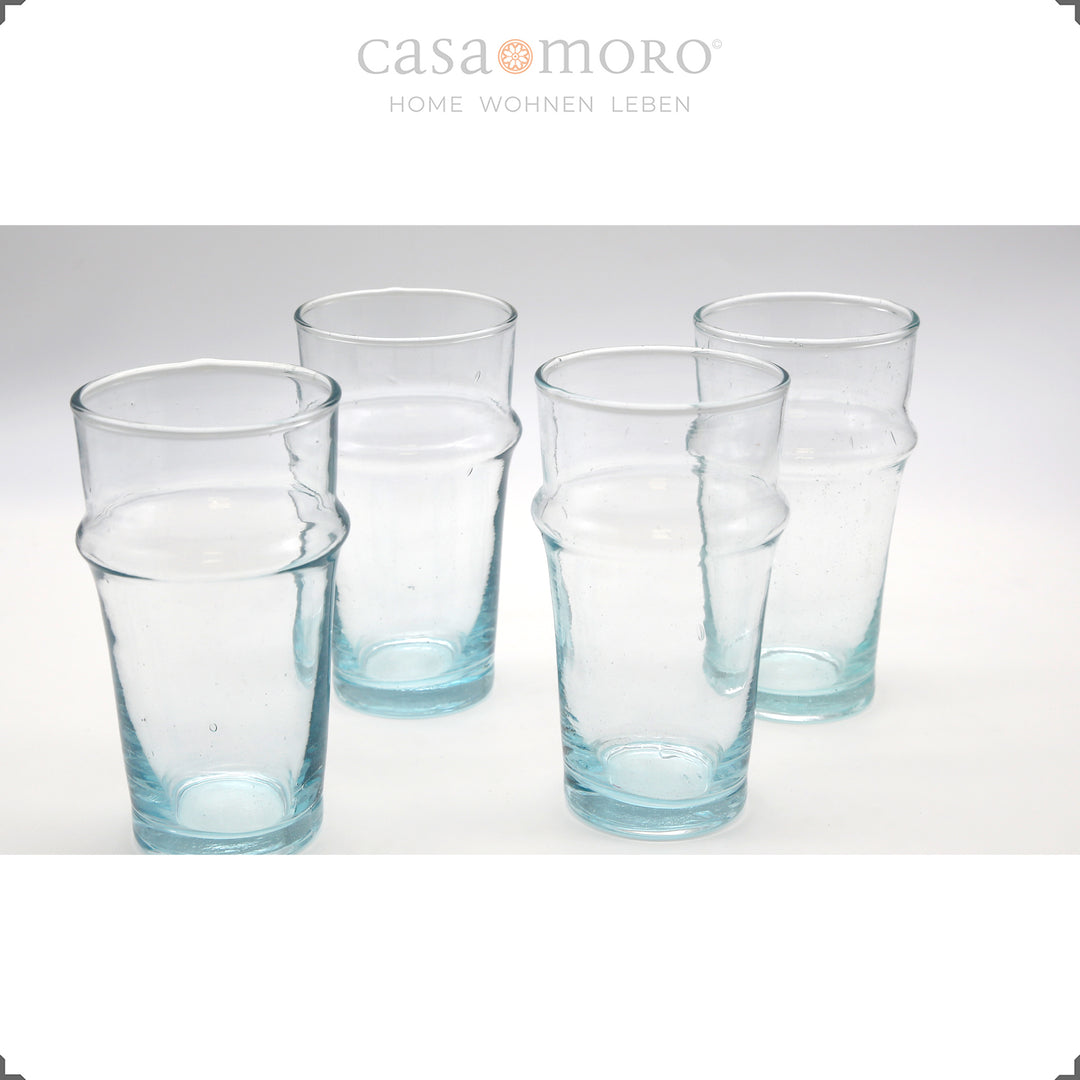 Glass set with four transparent unique pieces - mouth-blown & versatile
