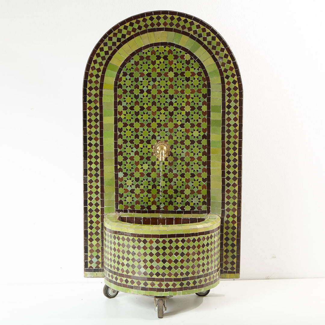 Mosaic fountain star green