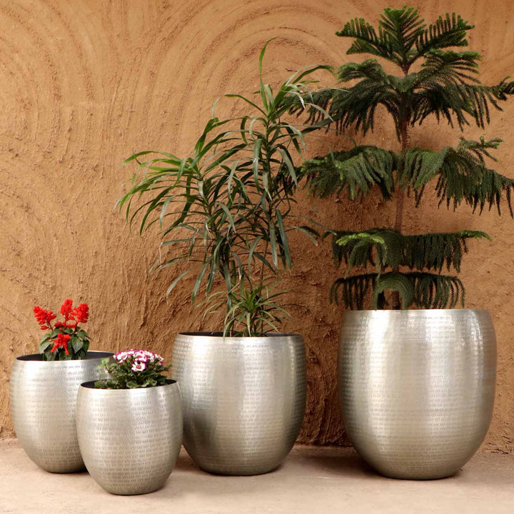 Castellon Oriental Flower Pot