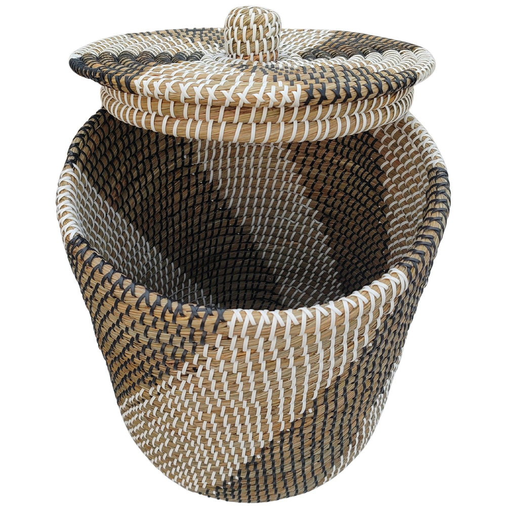 A seaweed laundry basket with a capacity of approximately 40 liters, featuring a raised lid and a visible interior.